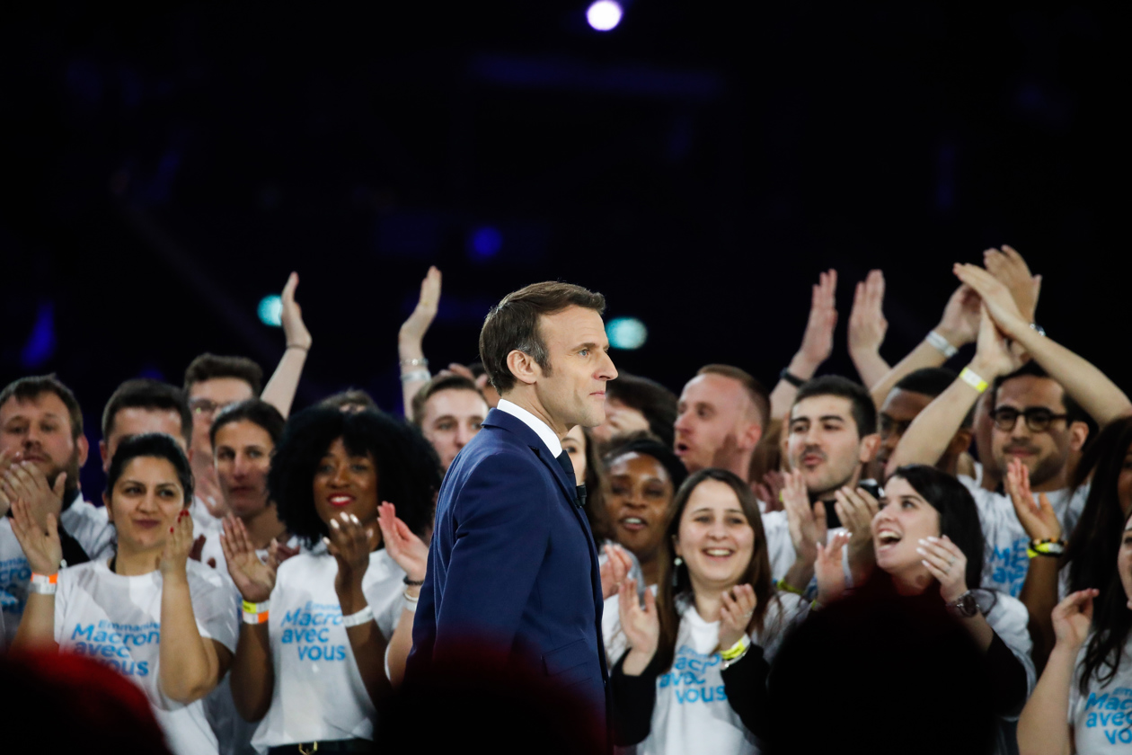 Macron y Le Pen pasarían a la segunda vuelta