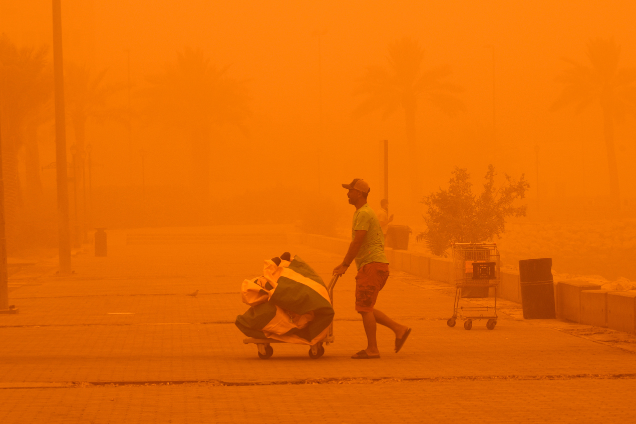 Expertos advirtieron los riesgo respiratorios que puede causar la tormenta de arena. 