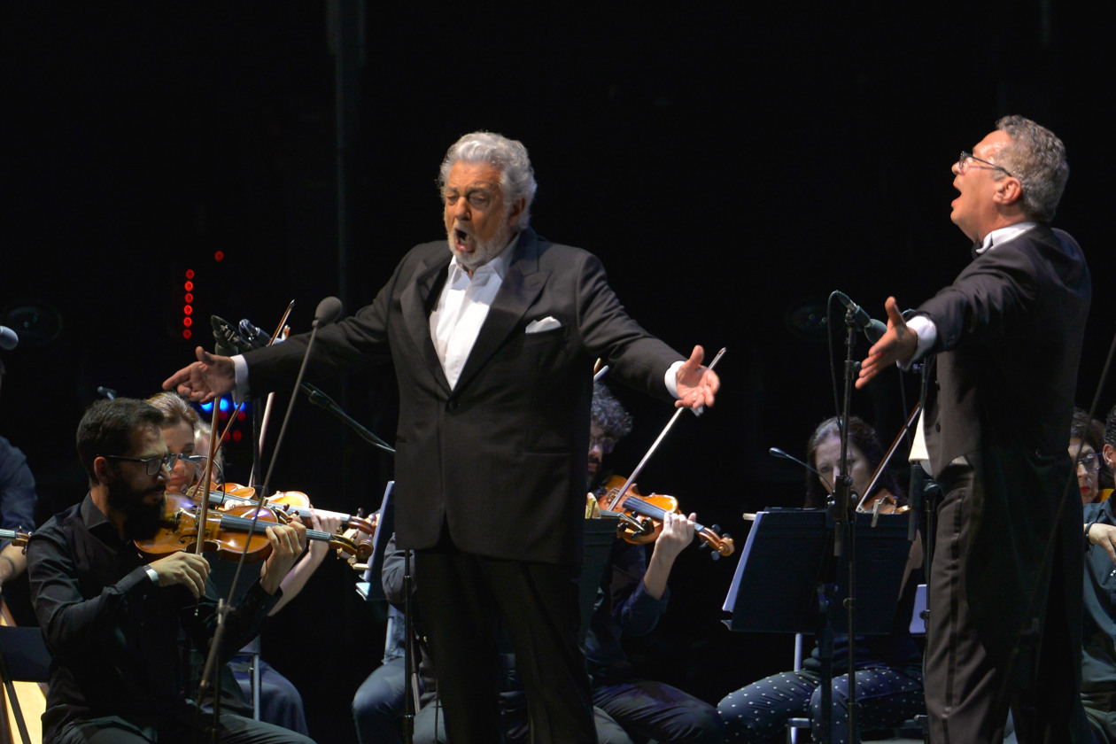 El tenor Placido Domingo durante su actuación hoy viernes en el festival Starlite de Marbella que se celebra en la localidad malacitana.
