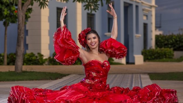Valeria Chariris en las primeras fotos después de su nombramiento como Reina del Carnaval 2021.