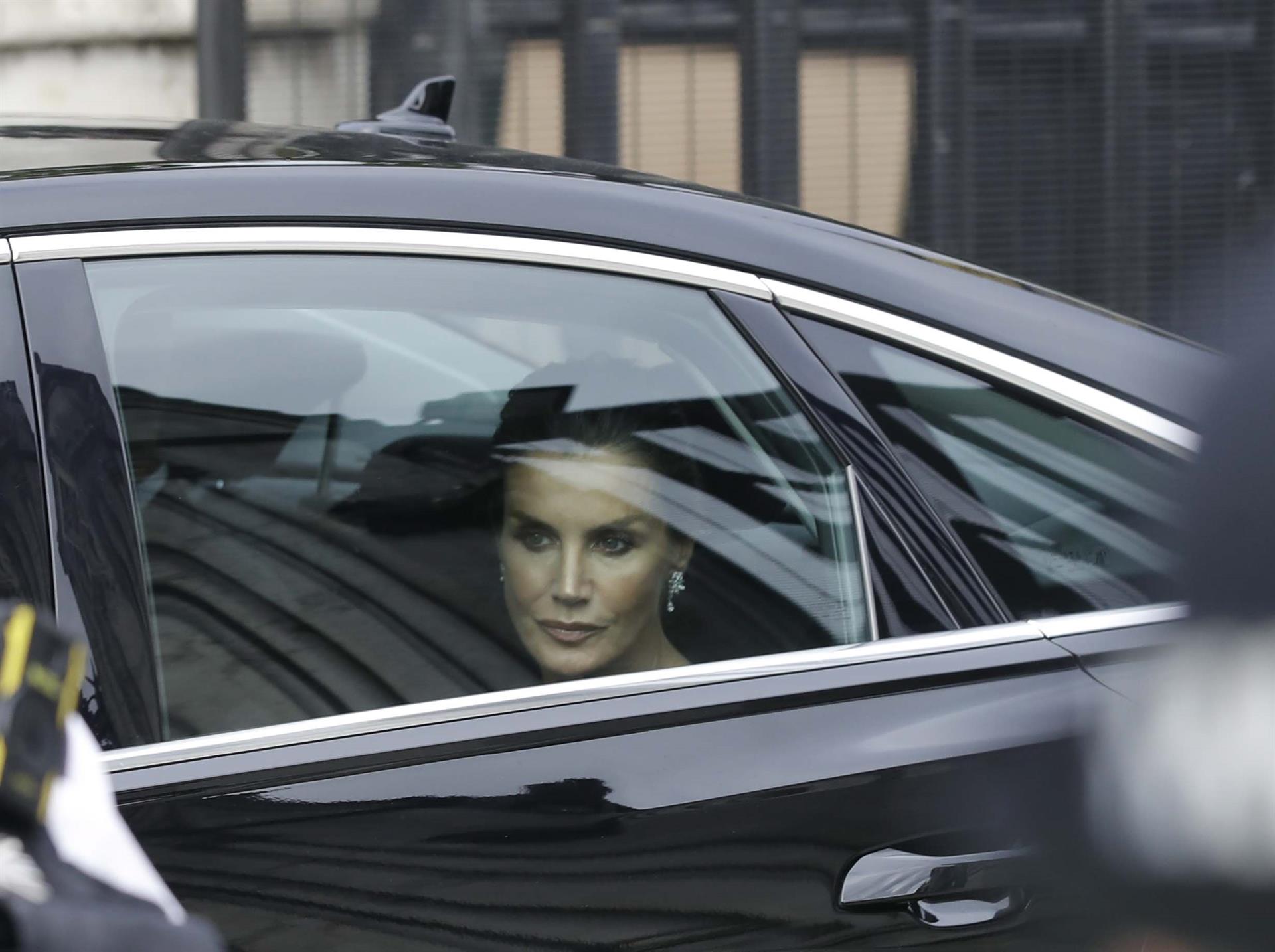 La reina Letizia a su llegada a Westminster Hall.
