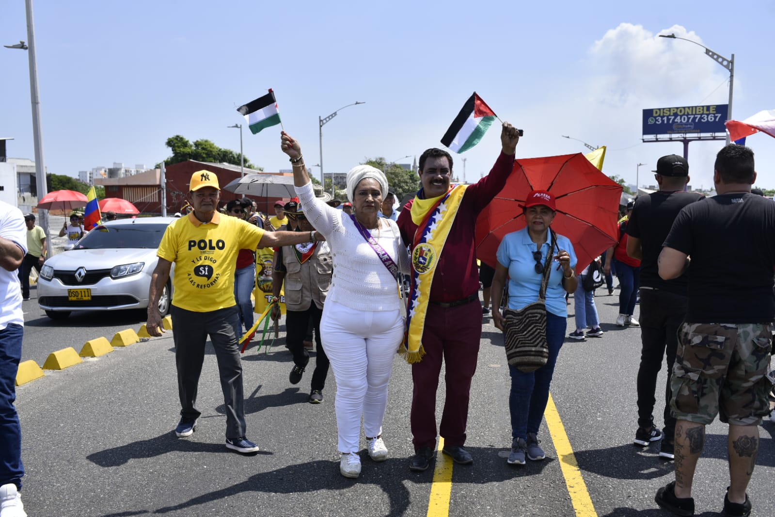 Representaciones de Piedad Córdoba y Nicolás Maduro.