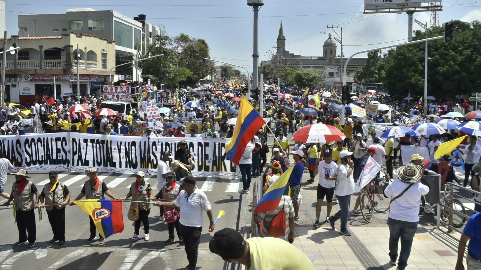 Centrales Obreras apoyan al Gobierno Petro.