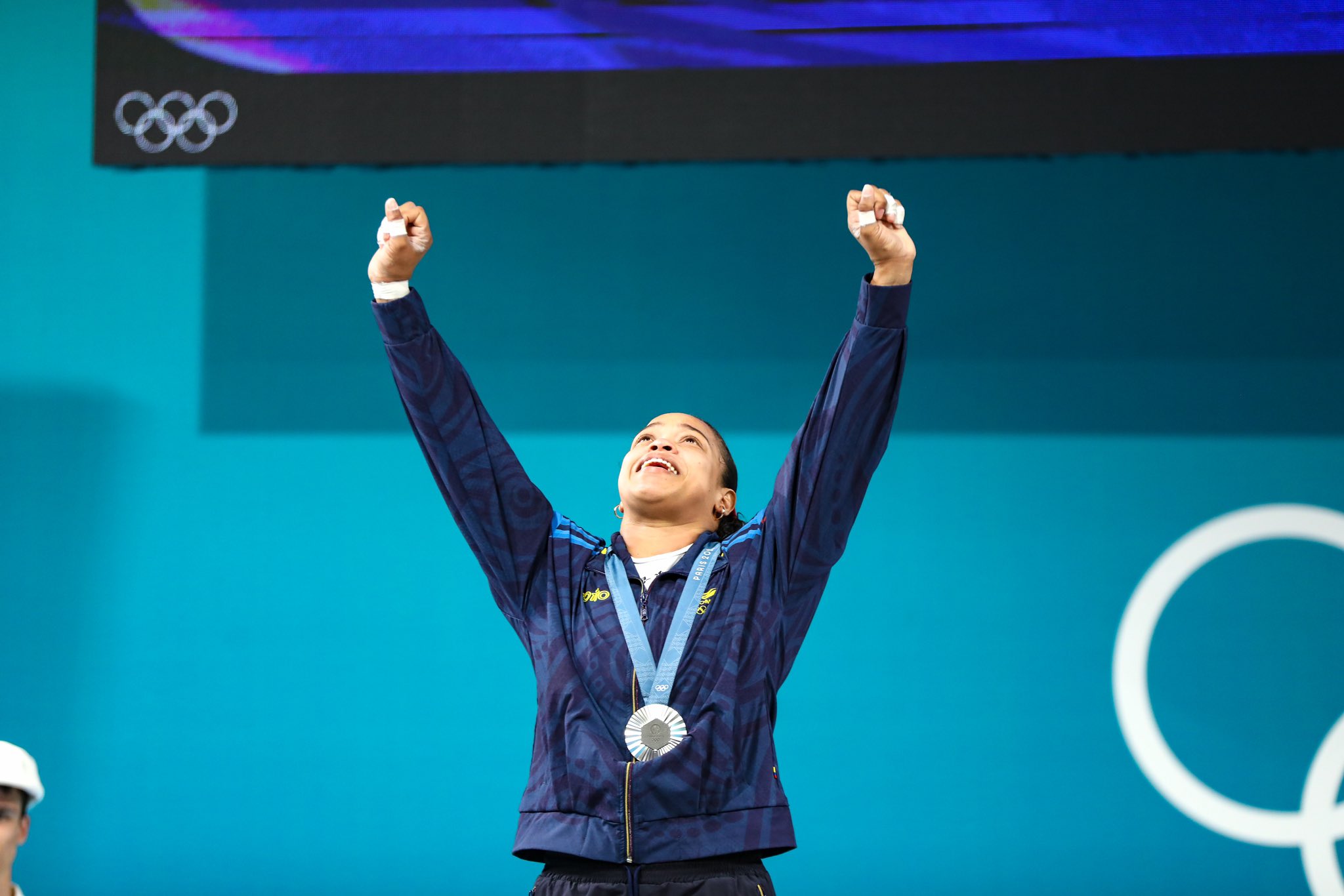 Mari Leivis Sánchez logró la segunda medalla de plata para Colombia en pesas.