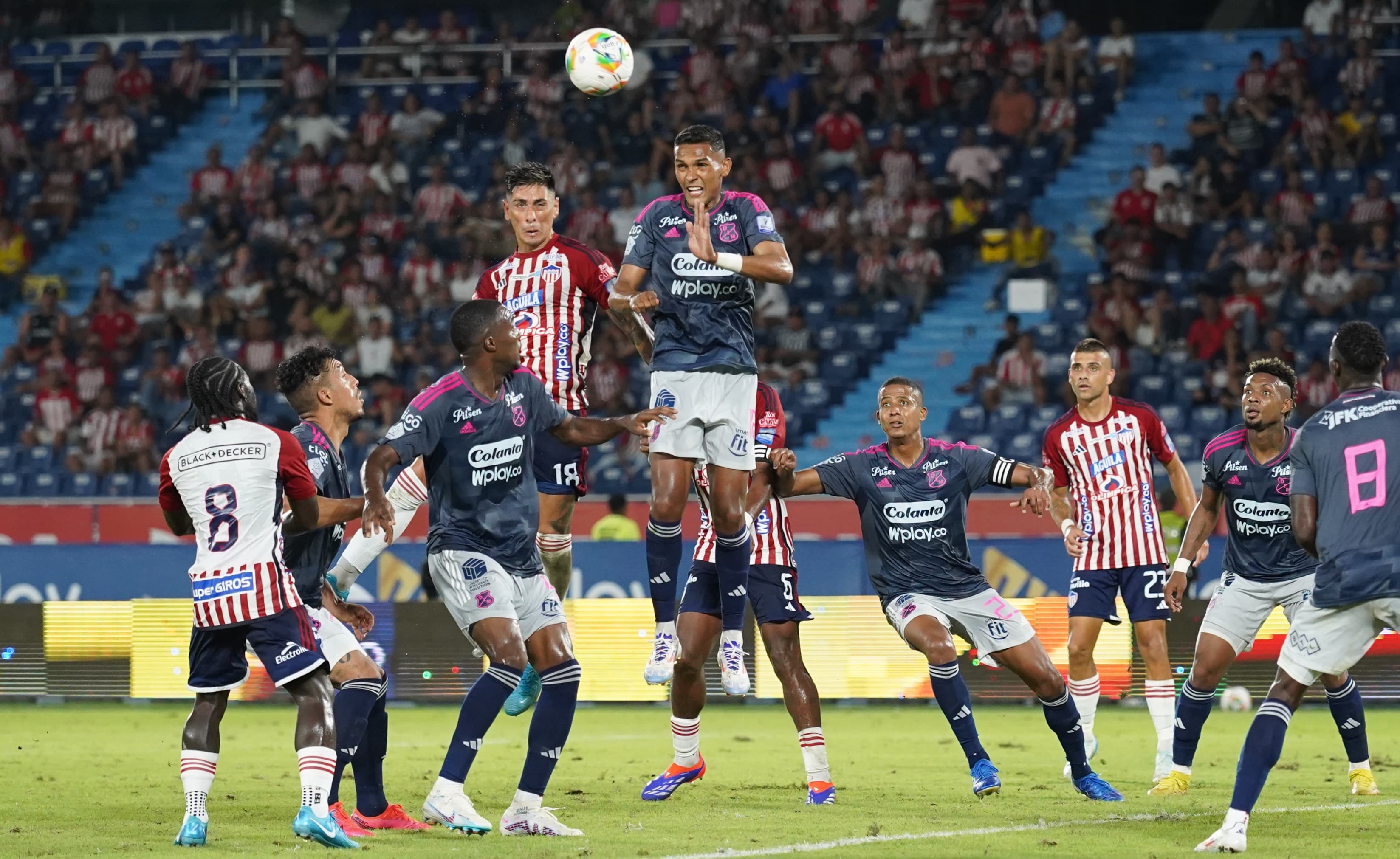 Partido de Junior y DIM disputado este miércoles en el Metropolitano.