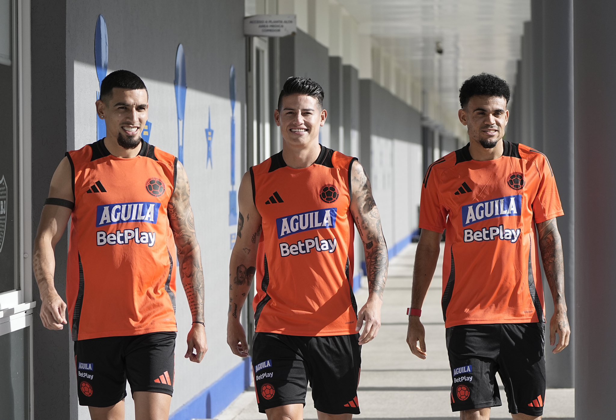 D aniel Muñoz, James Rodríguez y Luis Díaz en Boca Predio.