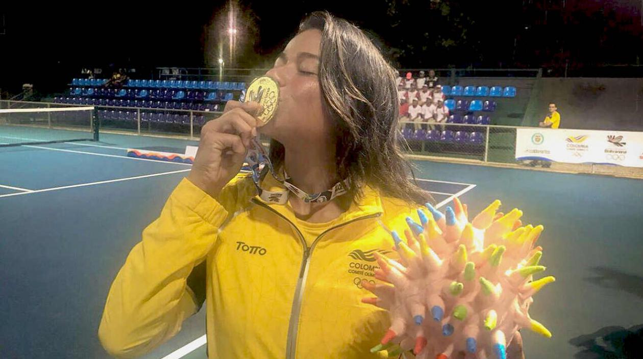 María Fernanda Herazo fue la primera en obtener la medalla de oro para nuestro departamento en las justas.