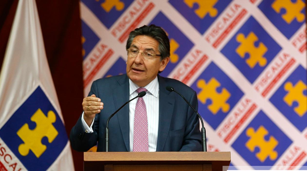 Néstor H. Martínez Neira, fiscal general.