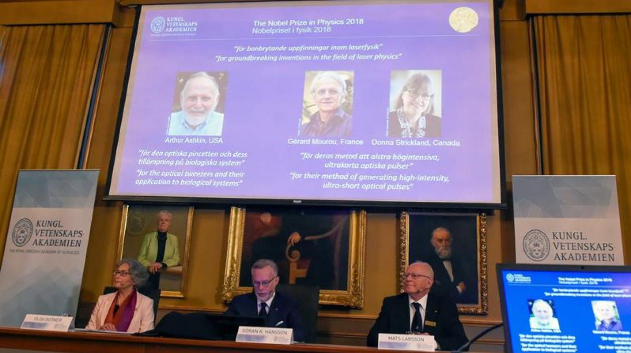 Ashkin, Moureau y Strickland, ganadores del Nobel de Física en 2019.