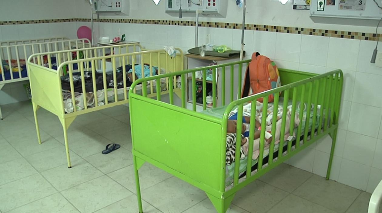 En estas cunas permanecen los niños gemelos venezolanos internados en el Hospital Niño Jesús.