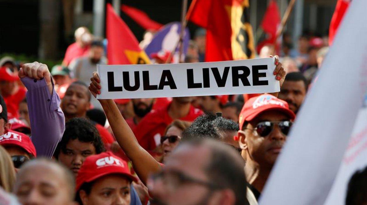 Las pancartas en alusión a Lula predominaron. 