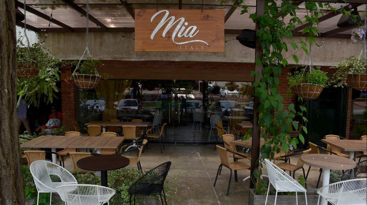 Fachada del restaurante Mia Italy.