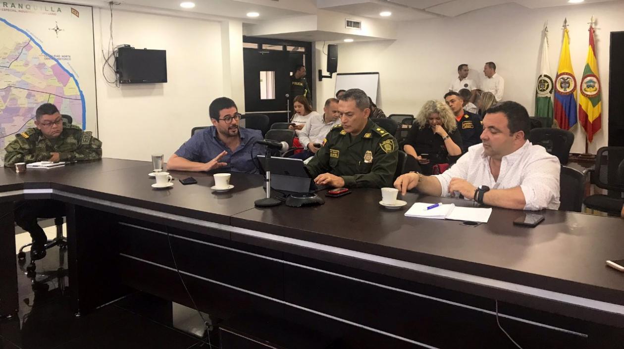 En la foto, el secretario de Gobierno, Clemente Fajardo; el comandante de la Policía, brigadier general Mariano Botero;   el director de Seguridad Ciudadana, Yesid Turbay, y el fiscal Elkin Chiquillo.