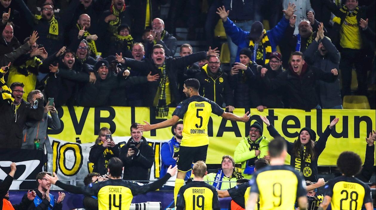 La celebración de los jugadores del Dortmund.