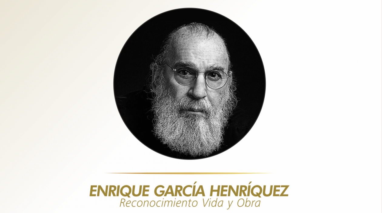 Enrique García Henríquez, fotógrafo que será reconocido por Carnaval de Barranquilla.