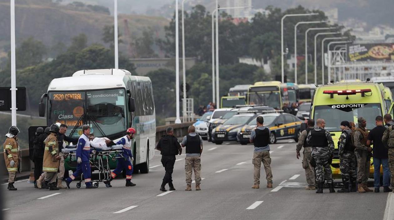 Bus secuestrado en Brasil.