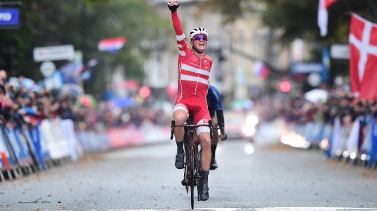Mad Pedersen ganó la prueba de ruta y es el nuevo campeón mundial de ciclismo.
