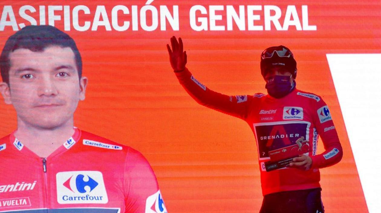 Richard Carapaz, nuevo líder de la Vuelta a España. 