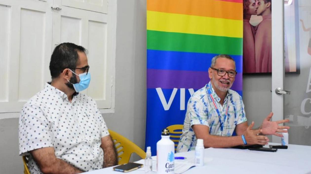 Wilson Castañeda, de Caribe Afirmativo; y Hemel Noreña, enlace para la población LGBTI de la Gobernación del Atlántico.
