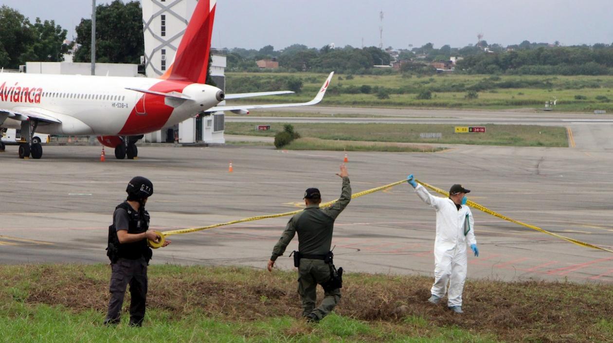Investigadores del Ejército de Colombia y la Fiscalía