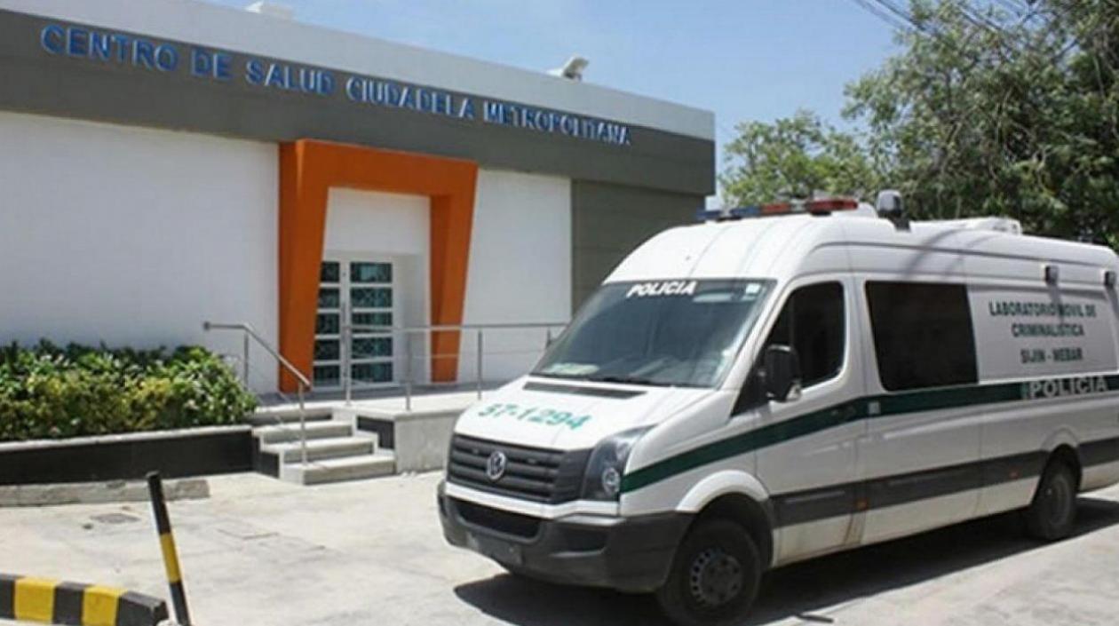 La Sijin llegó al centro asistencial a realizar la inspección del cadáver. 