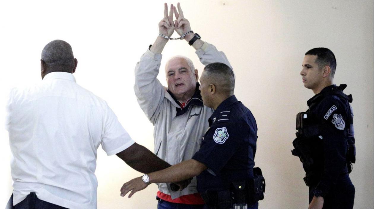 Ricardo Martinelli bajo custodia de las autoridades panameñas. 