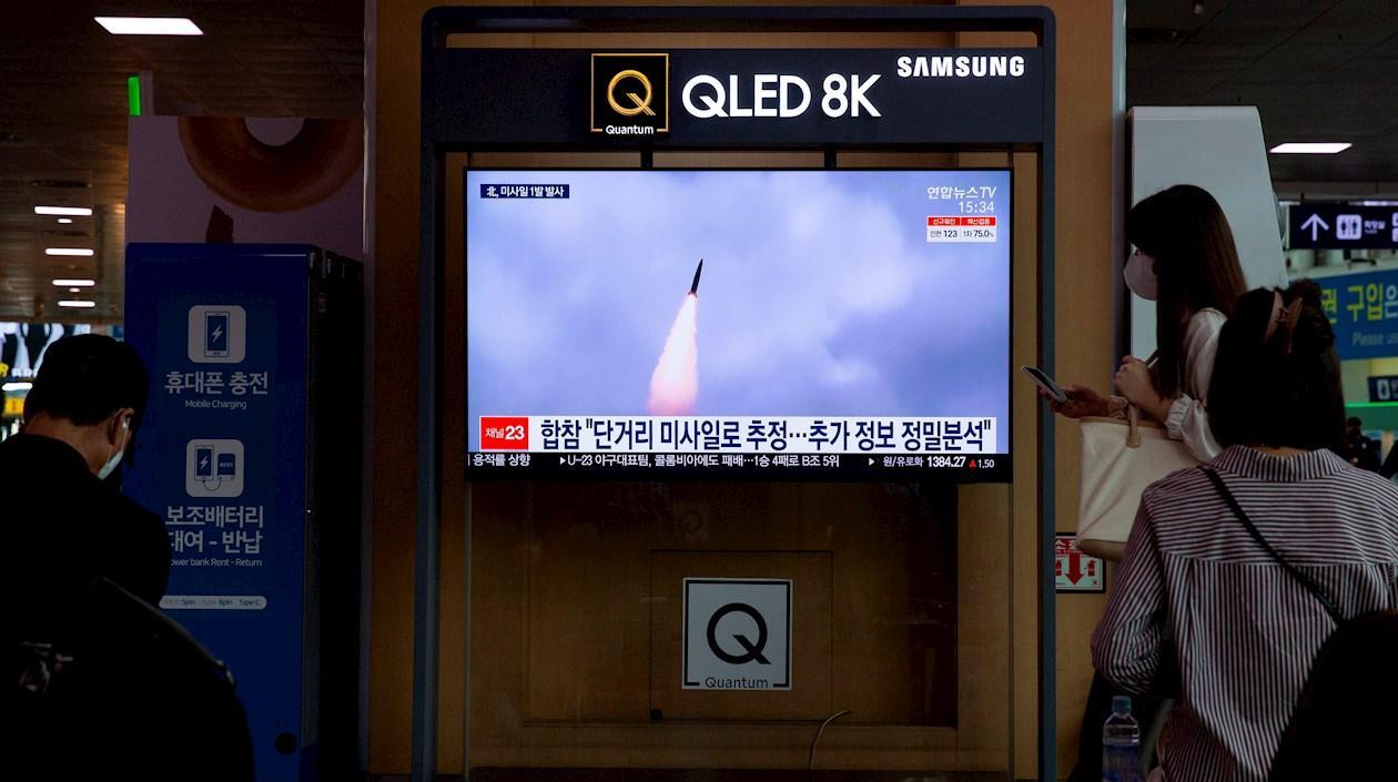 Según el Estado Mayor Conjunto de Corea del Sur (JCS), el 28 de septiembre Corea del Norte disparó un misil balístico en el Mar de Japón.  