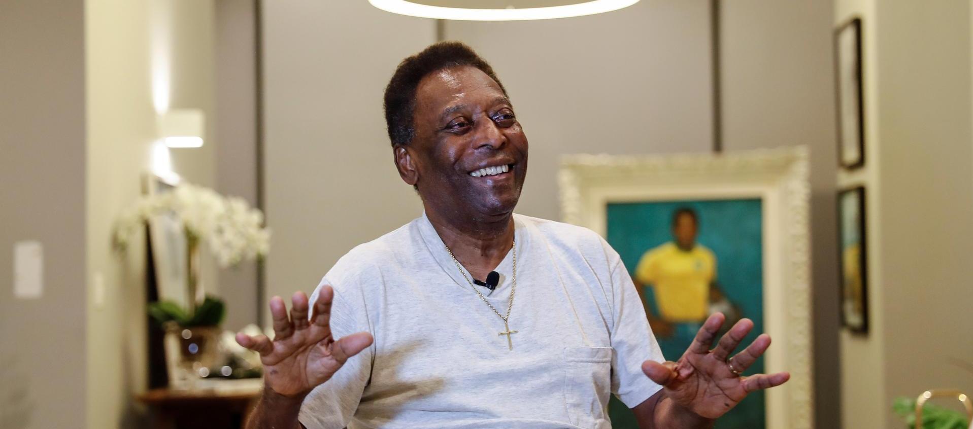 Pelé fue operado de un tumor en el colon en septiembre del año pasado.