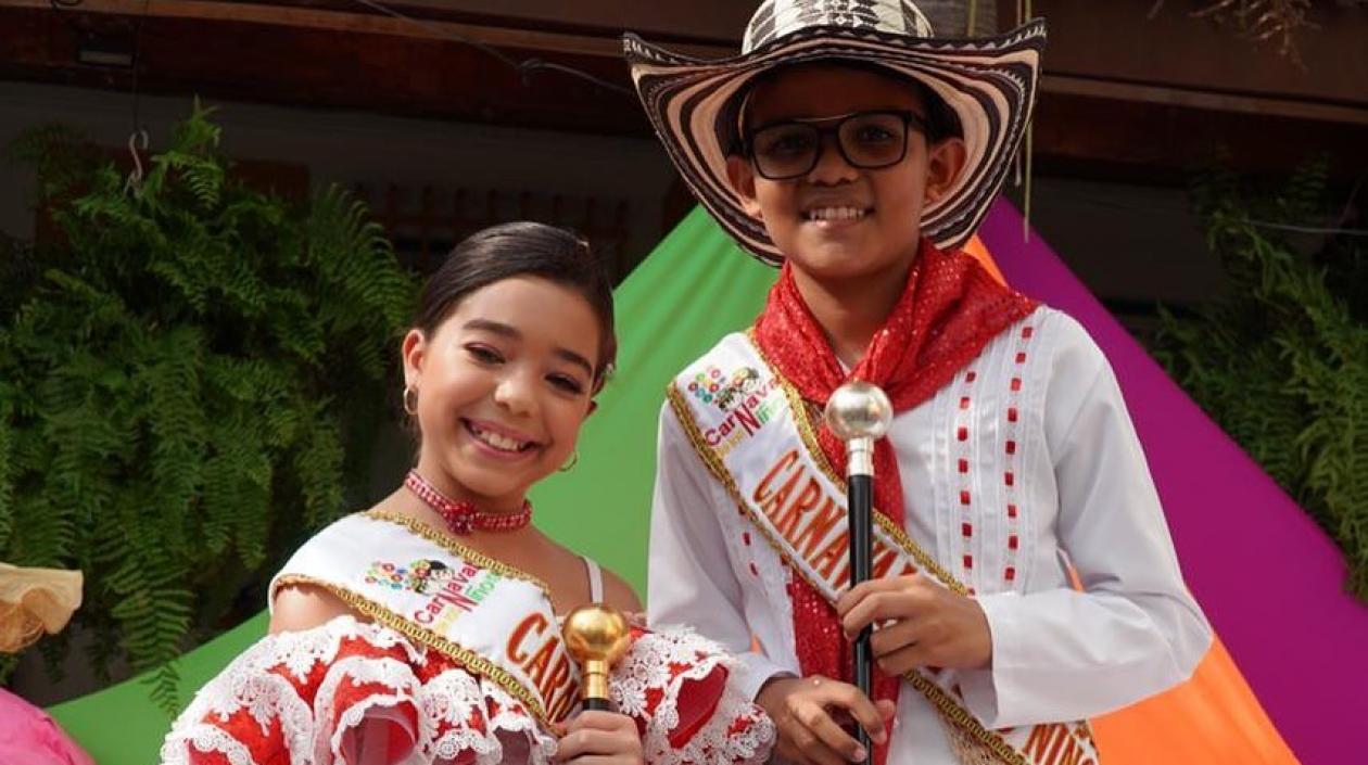 Victoria Char y Juanjo Bermúdez, reyes infantiles del Carnaval de Barranquilla 2022.