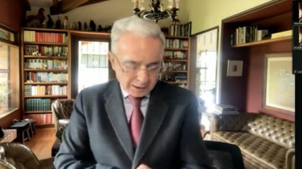 Álvaro Uribe en el Foro “Derecha e izquierda en el siglo XXI”