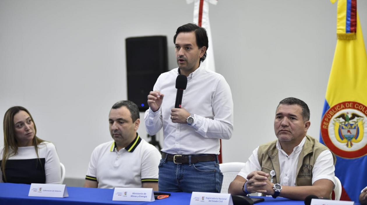 El Ministro de Minas, Diego Mesa Puyo.