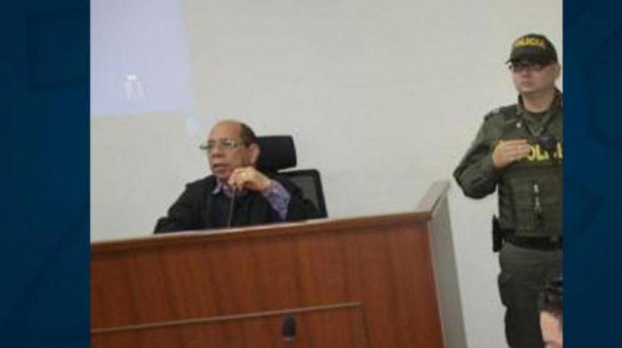 Alberto Oyaga Machado fungiendo como Juez Penal.