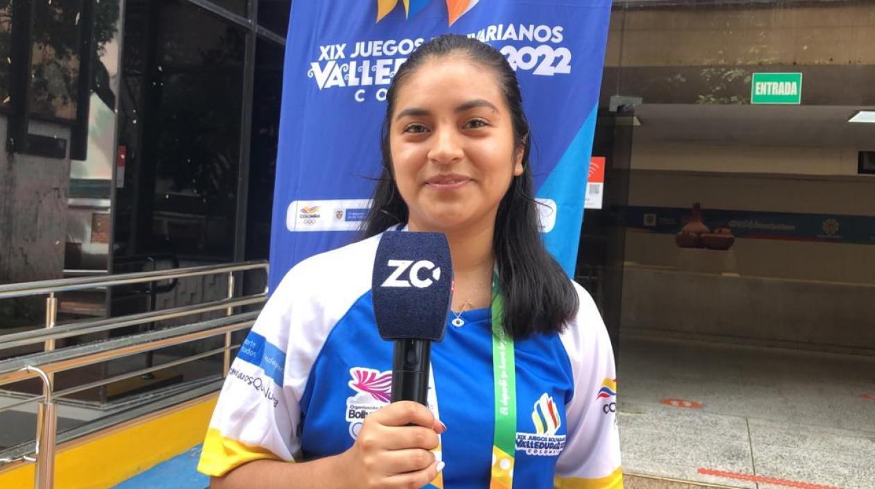 Shelly Rosales, voluntaria peruana de los Juegos Bolivarianos. 