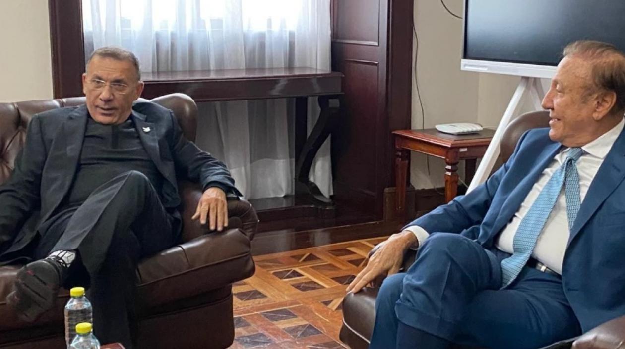 Roy Barreras, presidente del Senado, reunido con Rodolfo Hernández.
