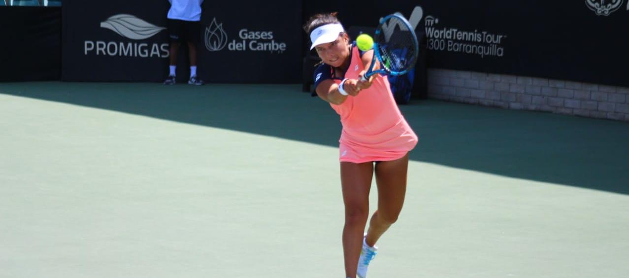 La peruana Lucciana Pérez hizo valer su condición de siembra número dos del torneo.