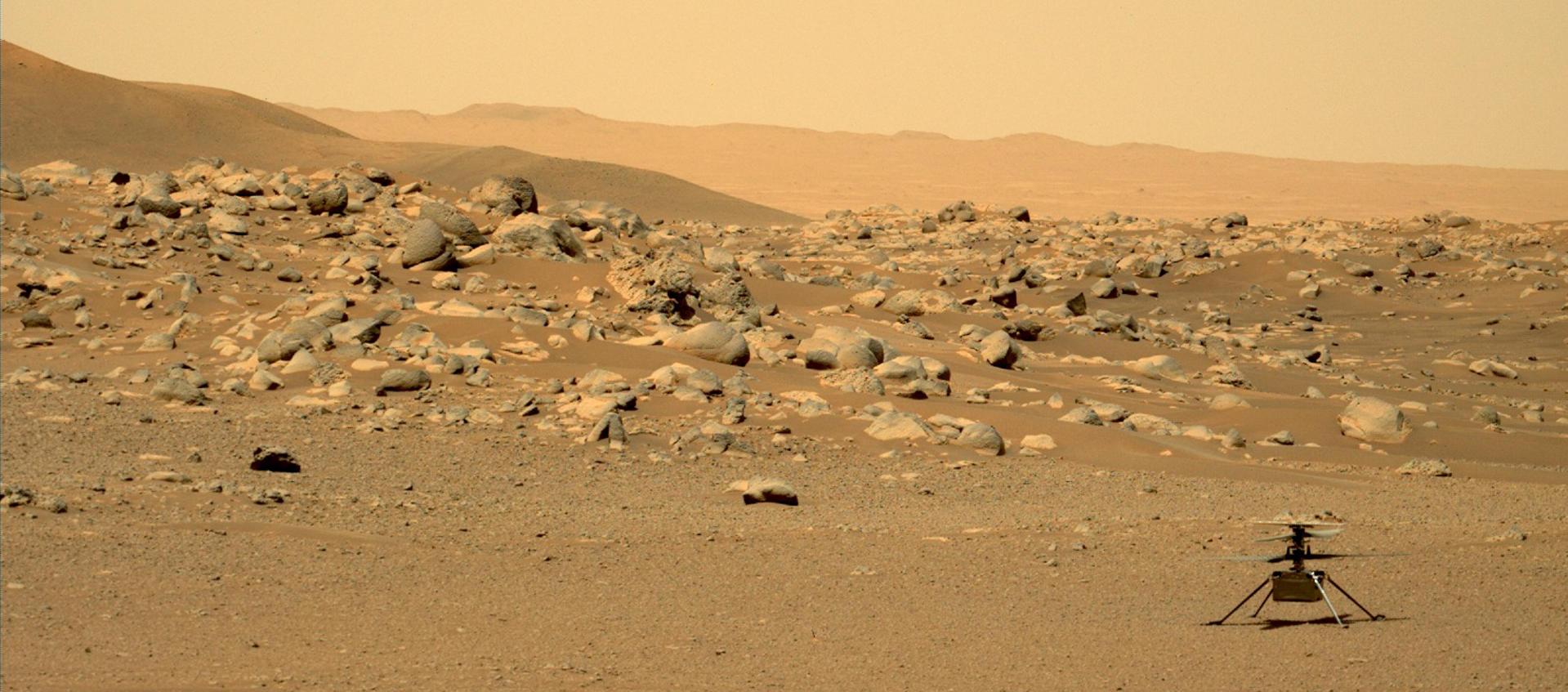 Fotografía cedida por la NASA donde se muestra una imagen del helicóptero Ingenuity Mars. 