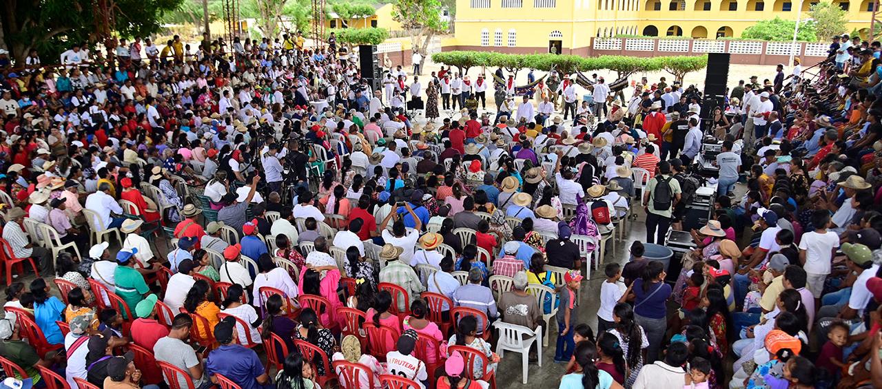 Encuentro del Presidente Petro con indígenas en La Guajira