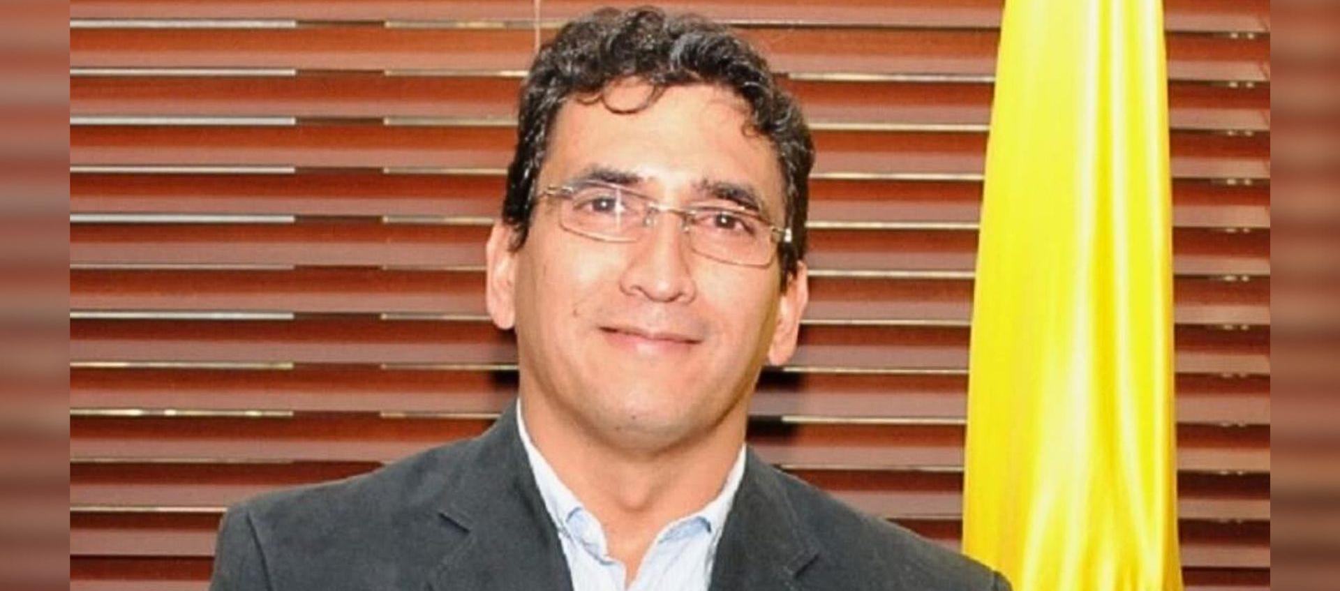 Milton Rengifo Hernández.