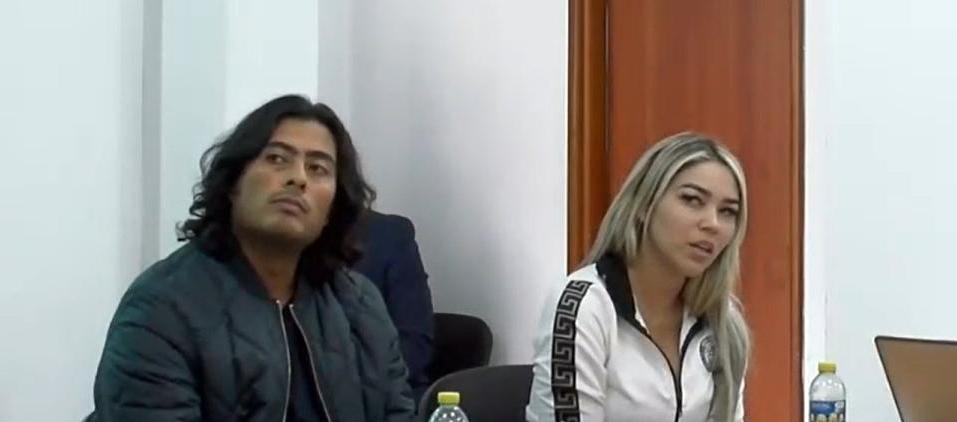 Nicolás Petro y Daysuris Vásquez durante la audiencia.