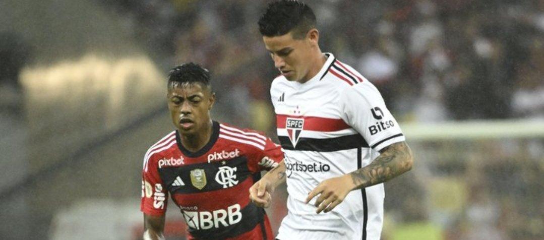 James Rodríguez durante el partido ante Flamengo.