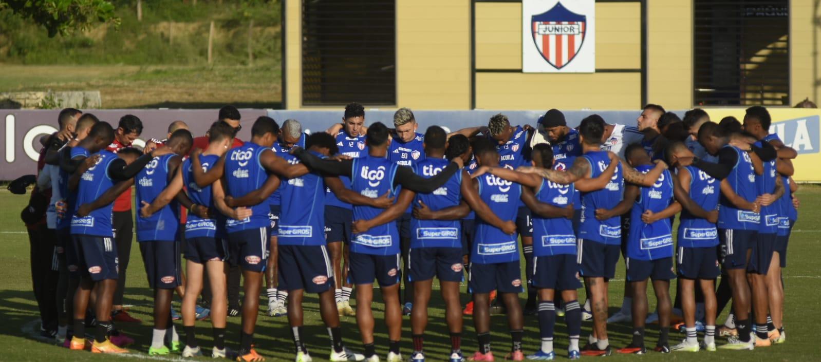 El plantel de jugadores del Junior se encuentra unido y fortalecido para lograr la victoria ante el Tolima.
