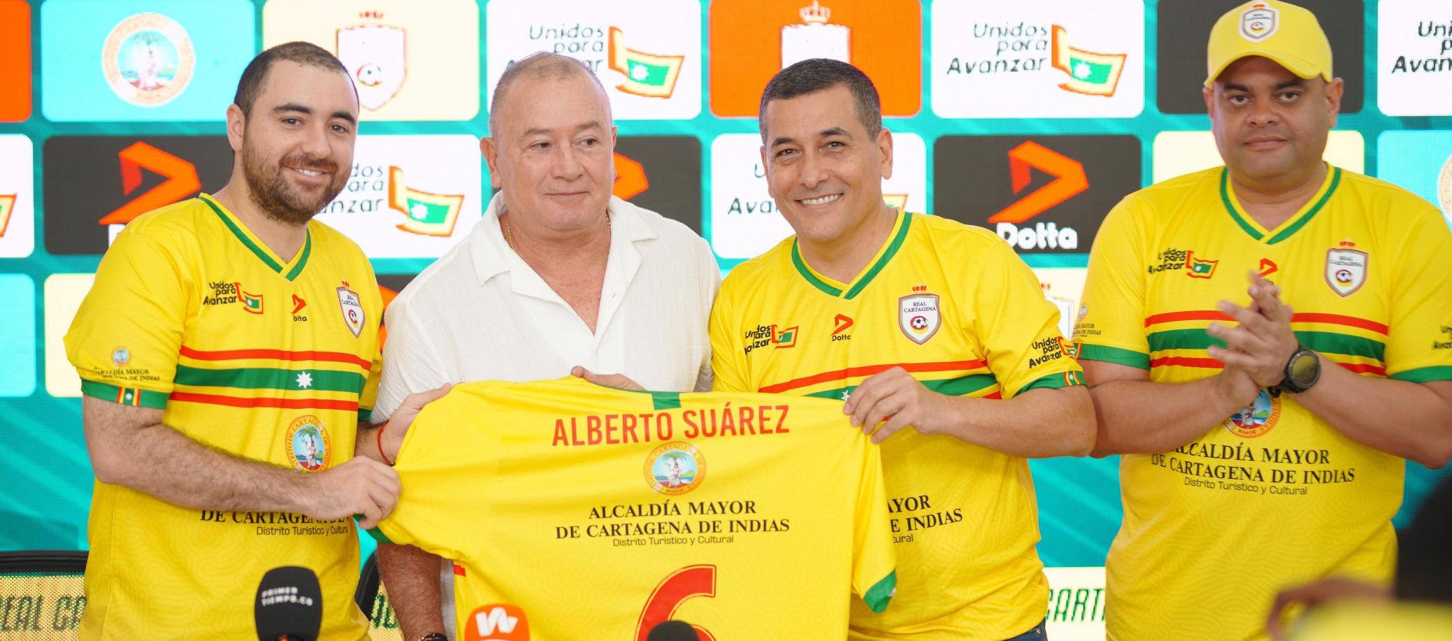 Alberto Suárez en compañía del alcalde electo de Cartagna, Dumek Turbay, y el director del Ider, Campo Elías Terán Jr.