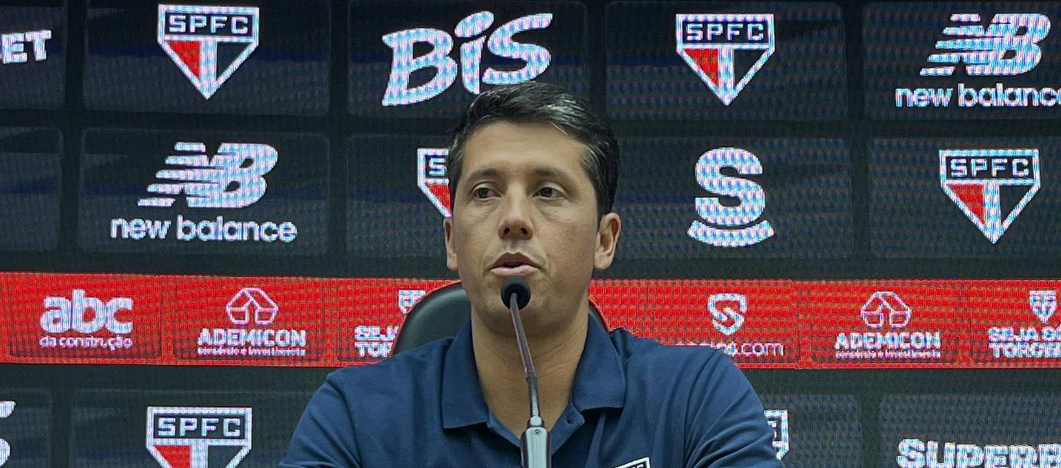Thiago Carpini, técnico saliente del Sao Paulo. 