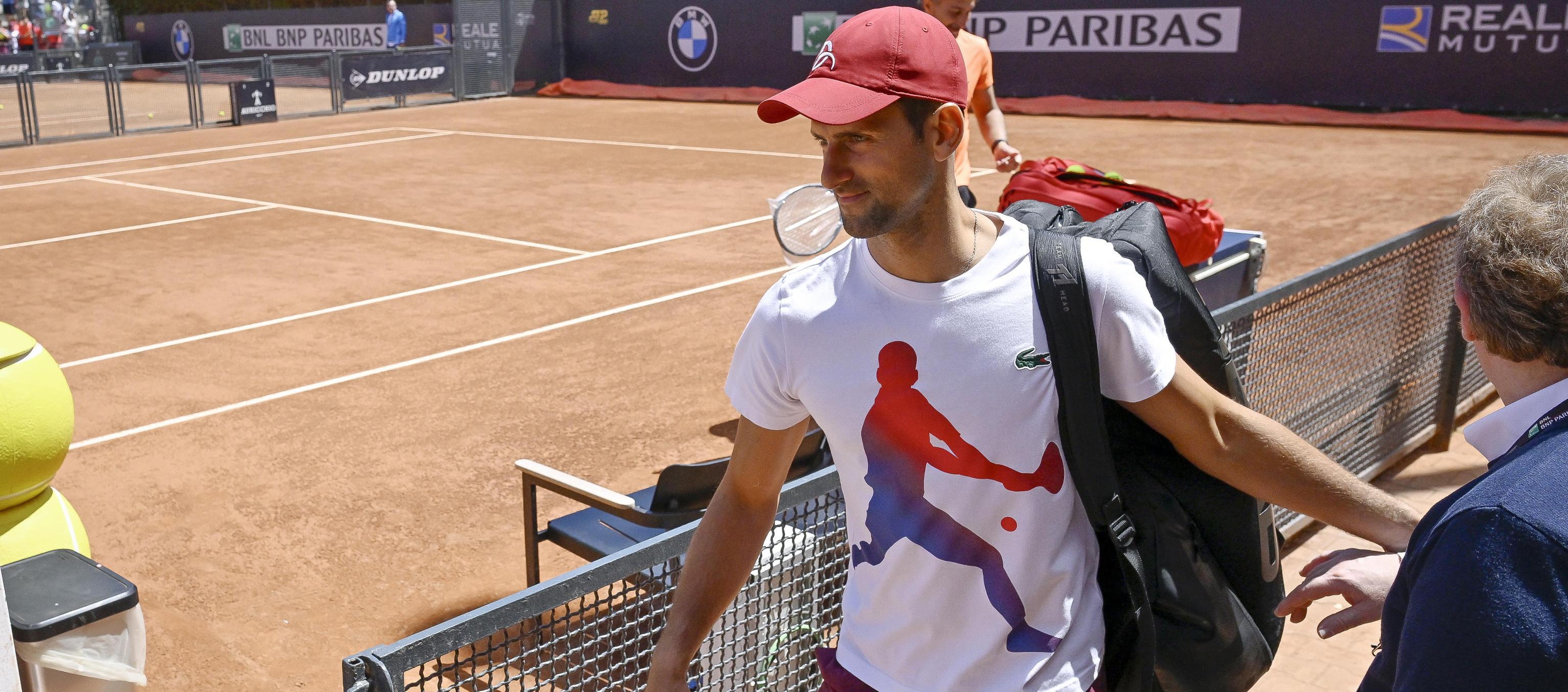 Novak Djokovic a su llegada a entrenar al Foro Itálico. 