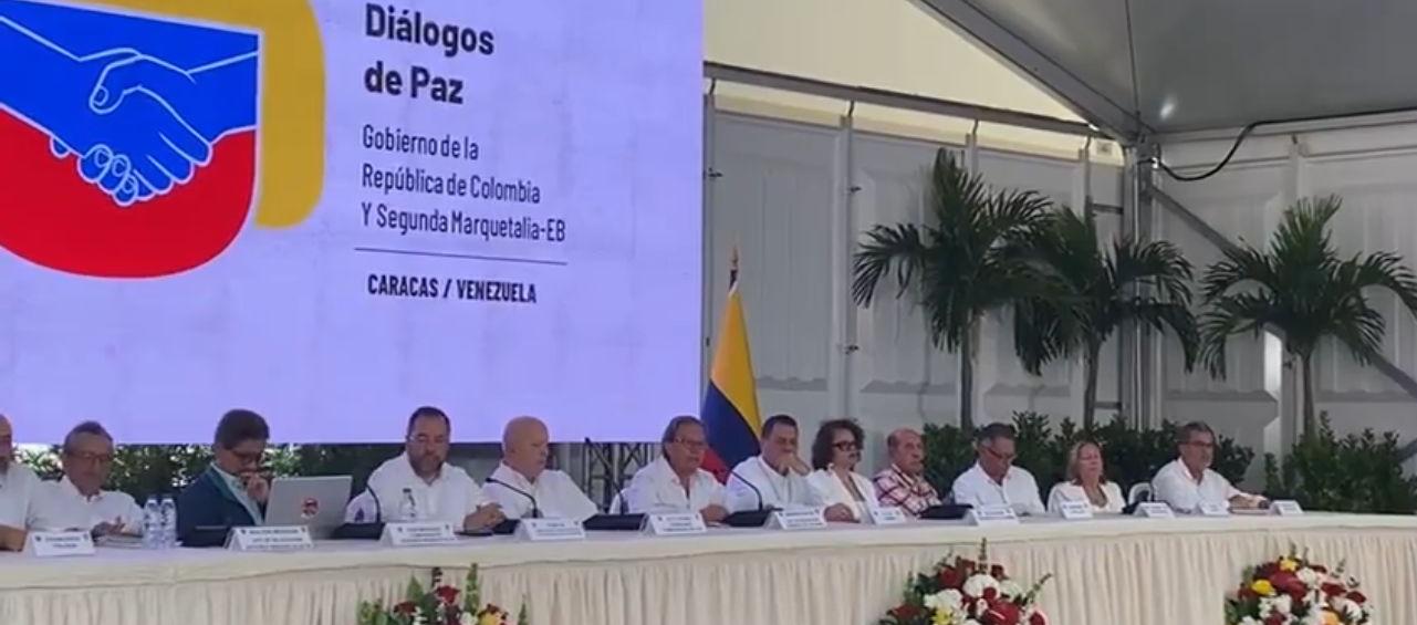 Mesa de diálogos de paz en Venezuela.