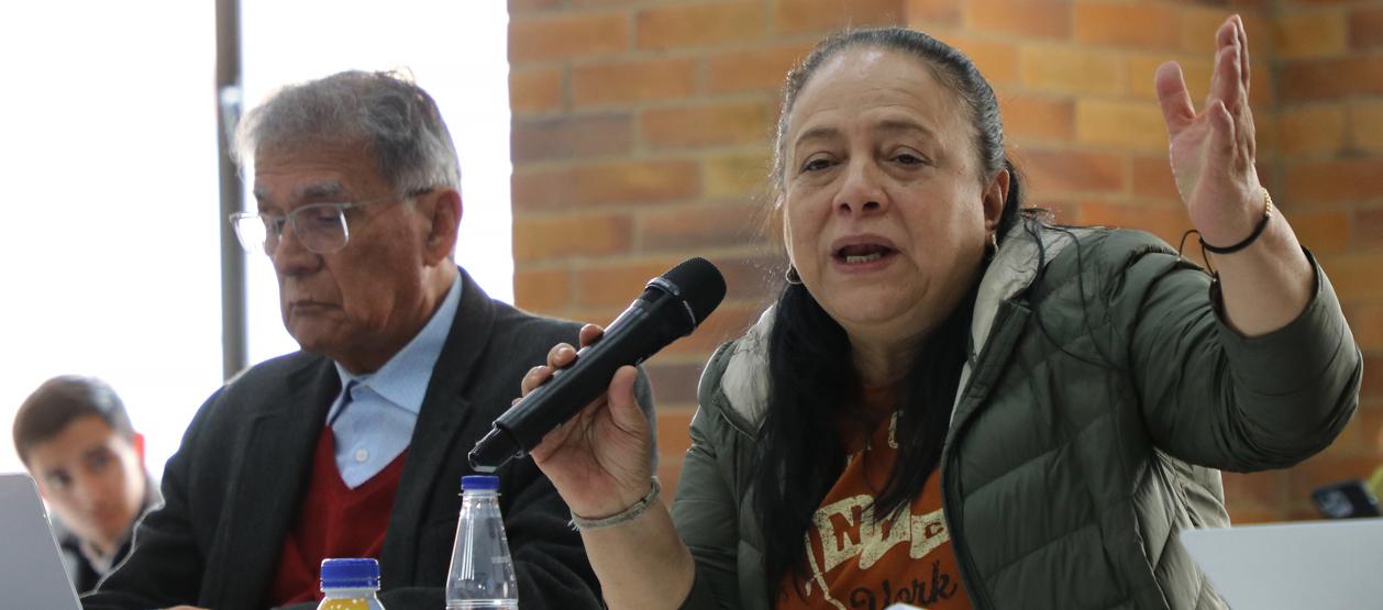 Camilo González Posso y Gloria Cecilia Quiceno, negociadores del Gobierno.