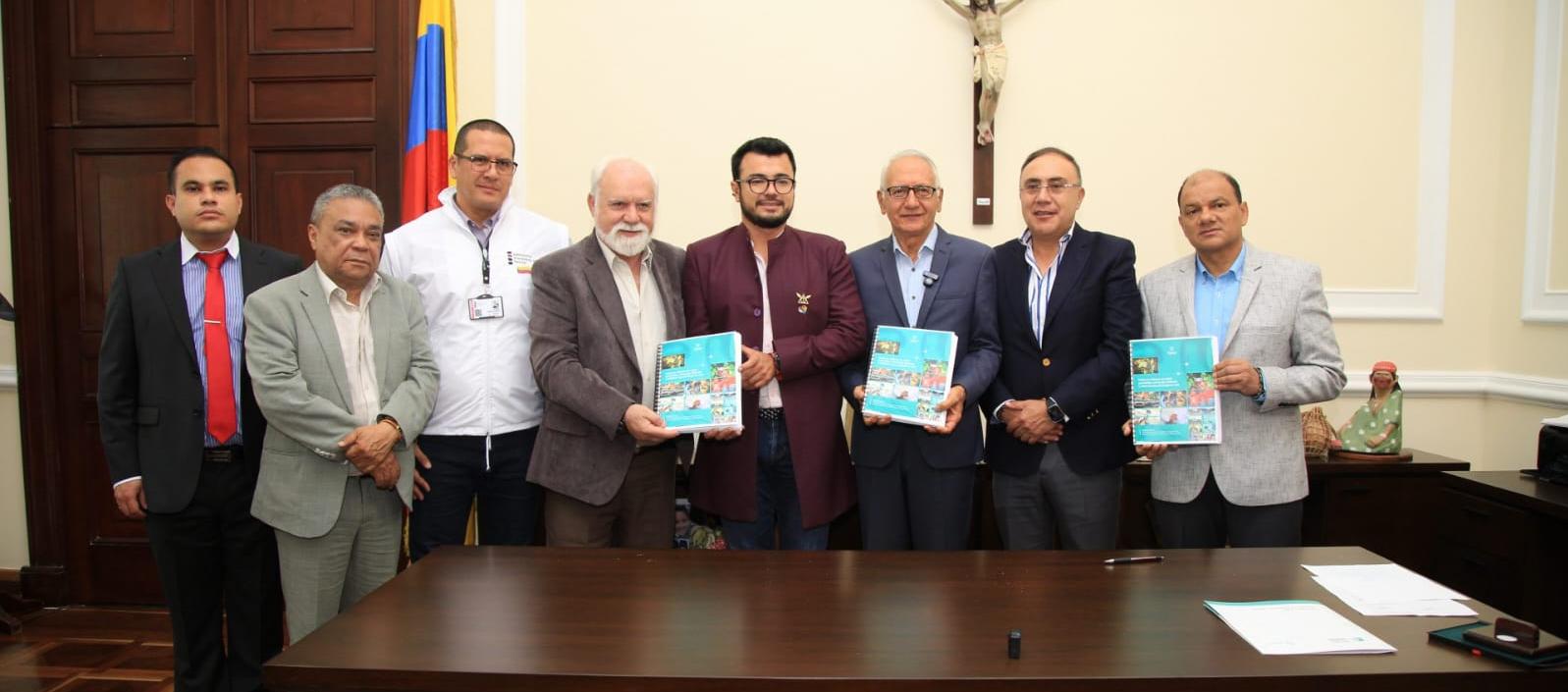 El Ministro de Salud, Guillermo Alfonso Jaramillo, radicando el proyecto de ley.