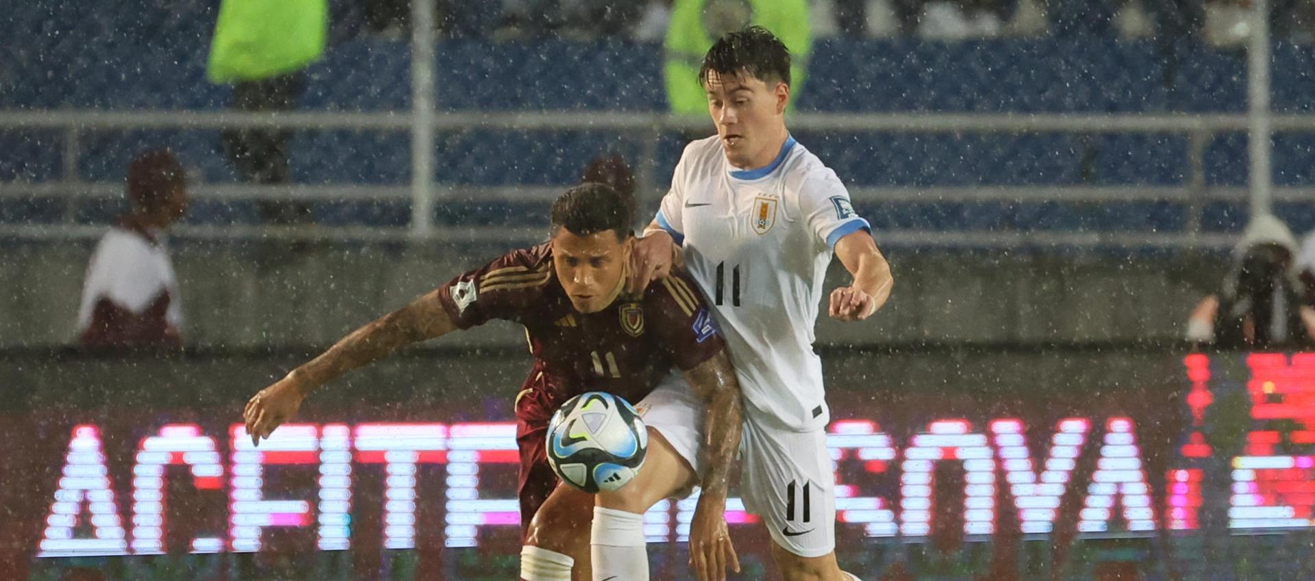 Acción del partido entre Venezuela y Uruguay. 