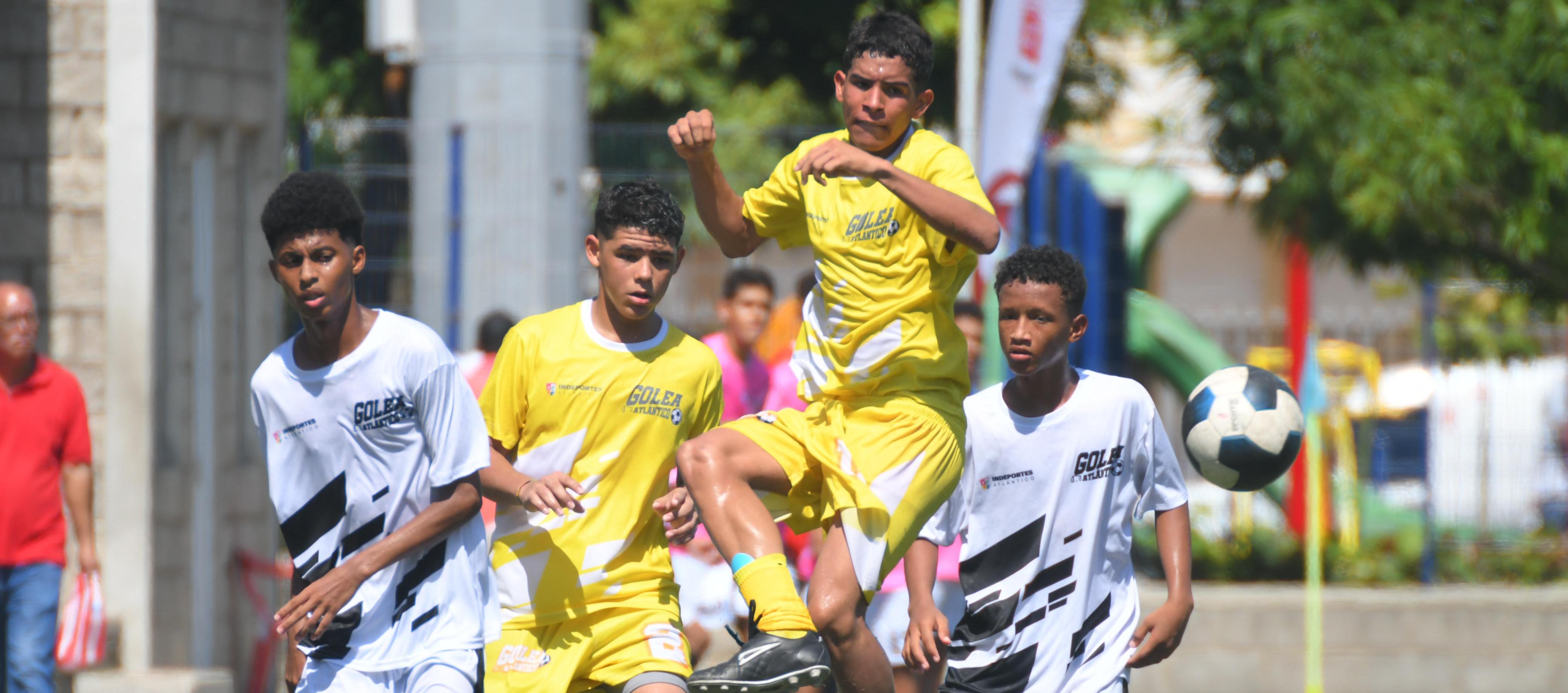 El torneo de fútbol 'Golea Atlántico' se disputa en la categoría sub-15.