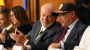 El presidente de Colombia, Gustavo Petro, y el de Brasil, Luiz Inácio Lula, en la apertura de la FilBo 2024